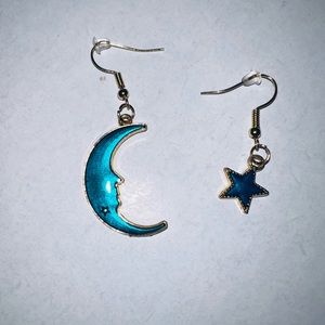 Blue and gold earrings spaced themed